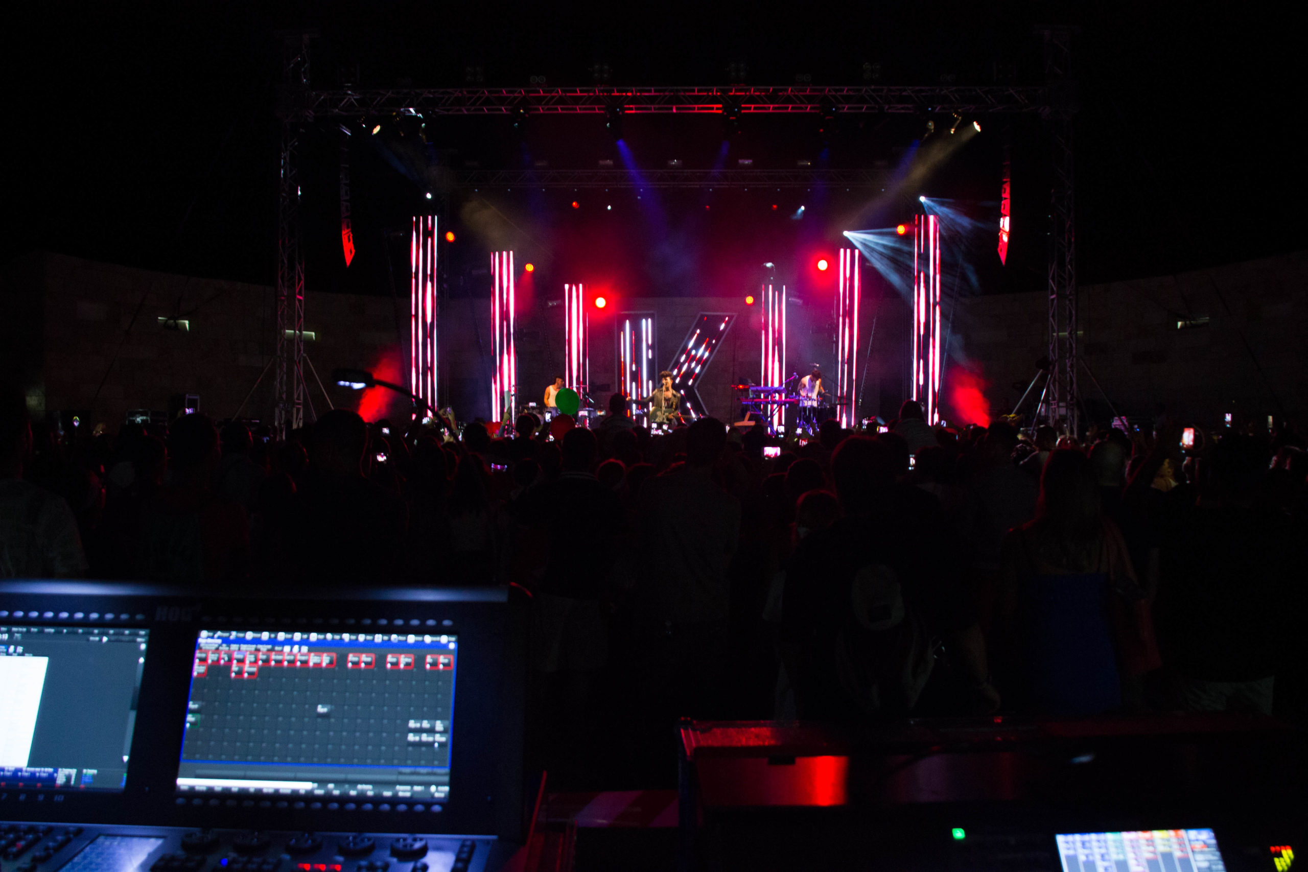 THE KOLORS